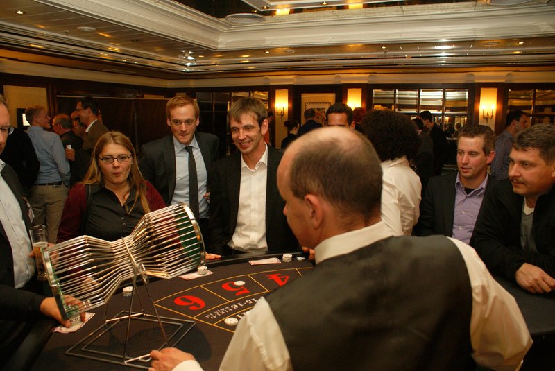 Willkommen bei Casinolo Deutschland - Top-Bonus und Freispiele warten! in Germany